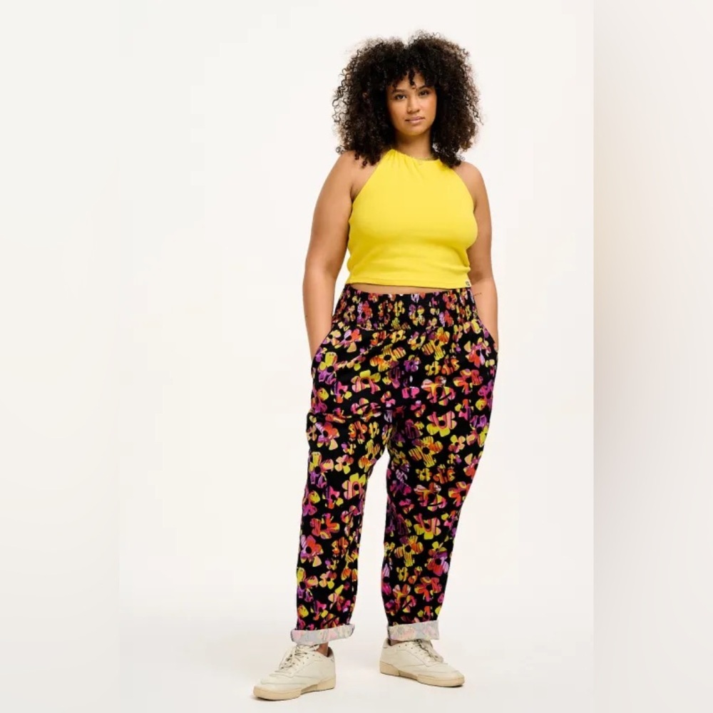 Lucy & Yak Black Floral Print Pants